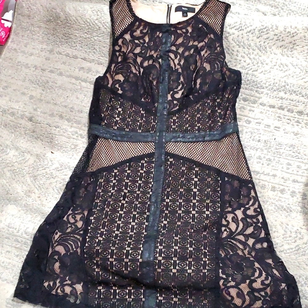 Black and nude overlay lace mini dress L / LG - Picture 1 of 10